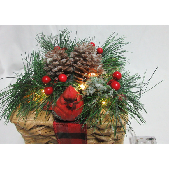 Christmas Gift Present Rattan Box Light Up Cardinal Buffalo Plaid Pinecones 6x6 - Picture 2 of 8